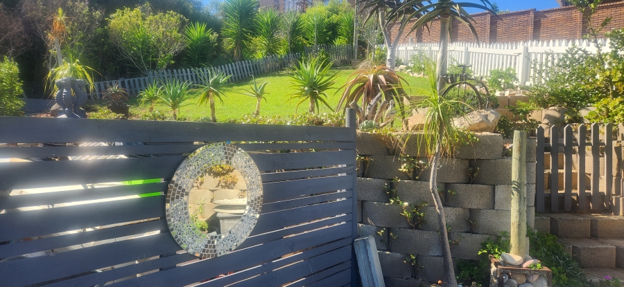 6 Bedroom Property for Sale in Dana Bay Western Cape